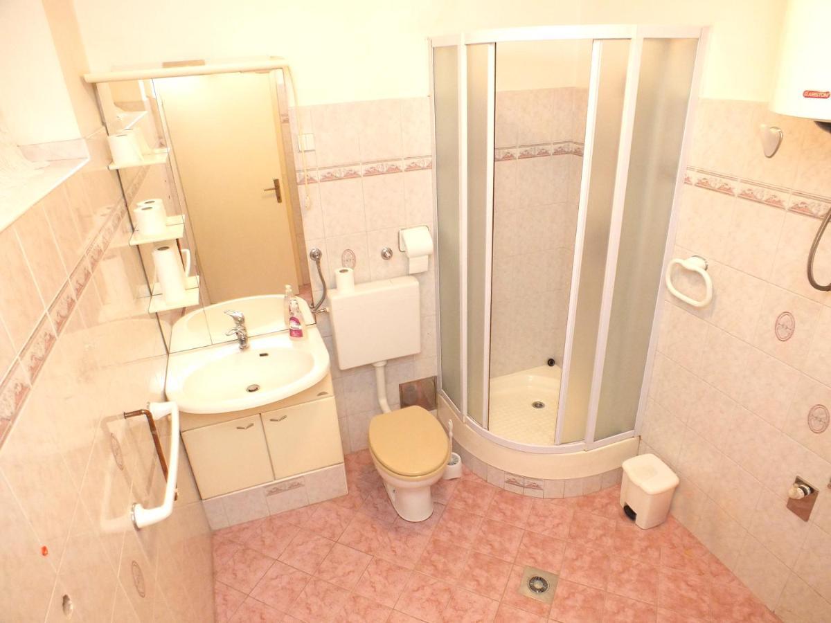 Biba Rooms Karlovac Exteriör bild